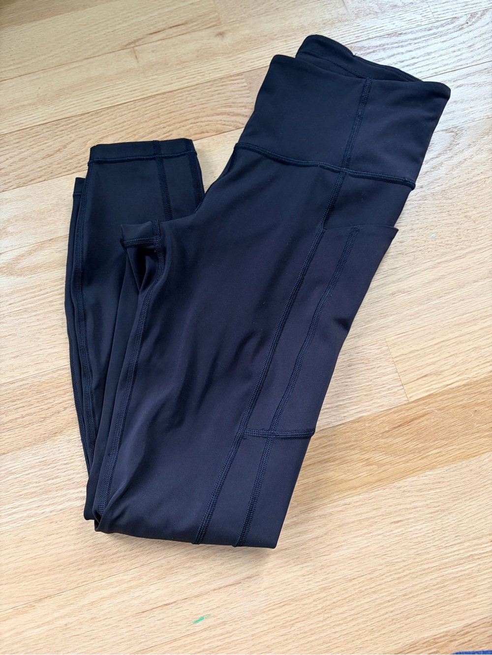 Athleta Ultimate Stash 7/8 Tight Leggings XS Black High Rise Side Pockets